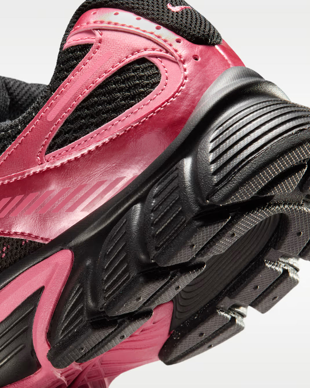 Nike V5 RNR Pink HQ7901-004 Nike