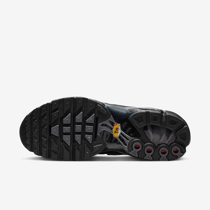 Nike Air Max Plus WMNS „Black Metallic“ – IM6019-010 Nike