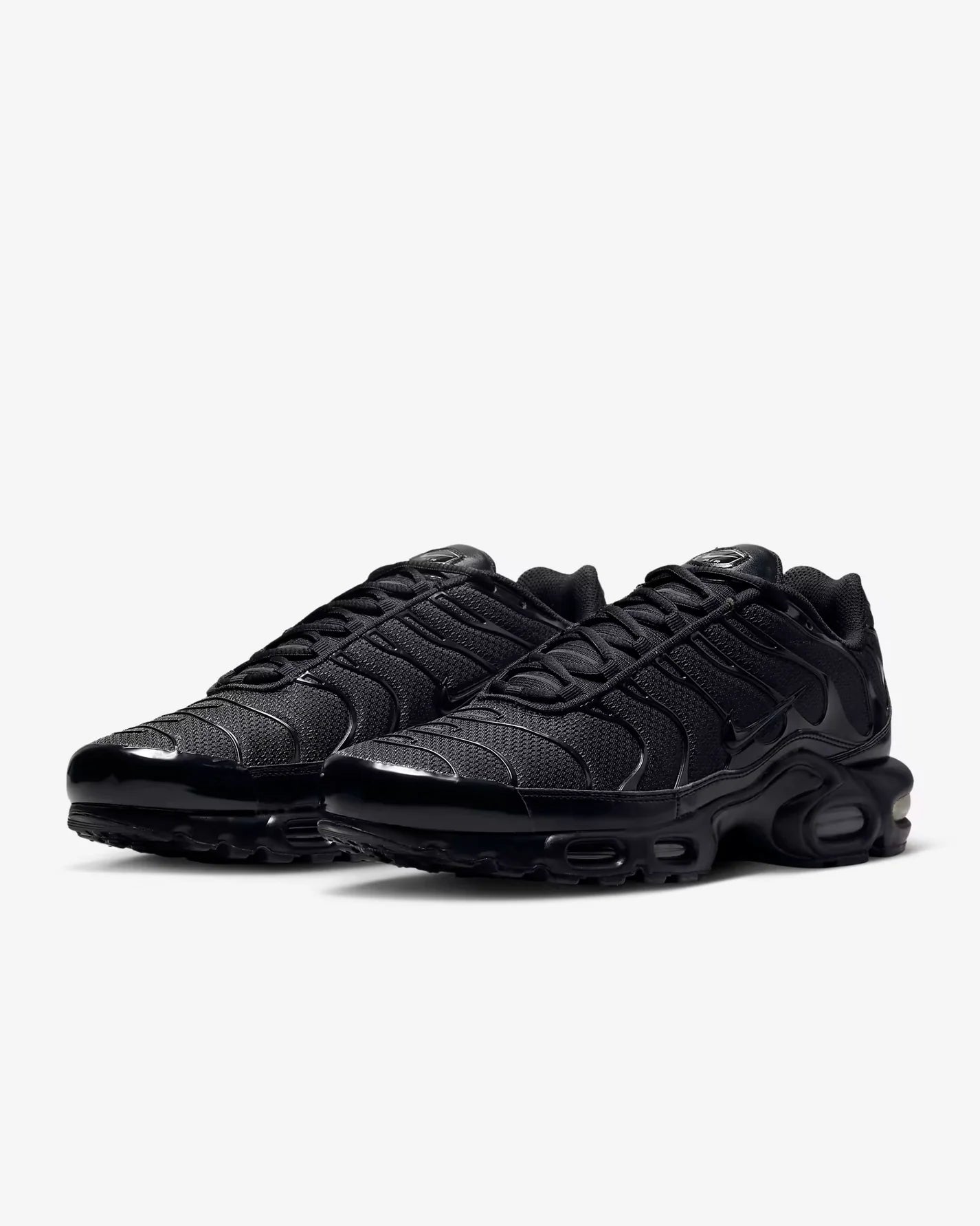 NIKE AIR MAX PLUS TN "TRIPLE BLACK" 604133-050
