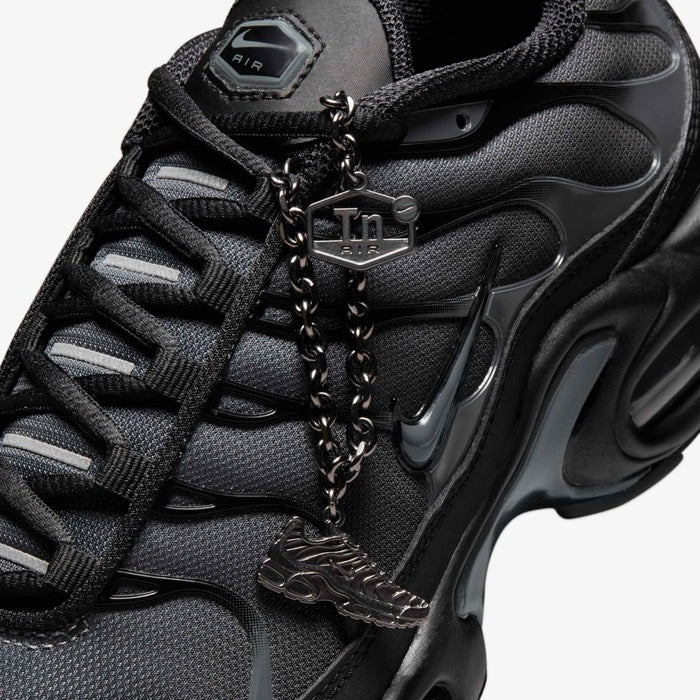Nike Air Max Plus WMNS „Black Metallic“ – IM6019-010 Nike