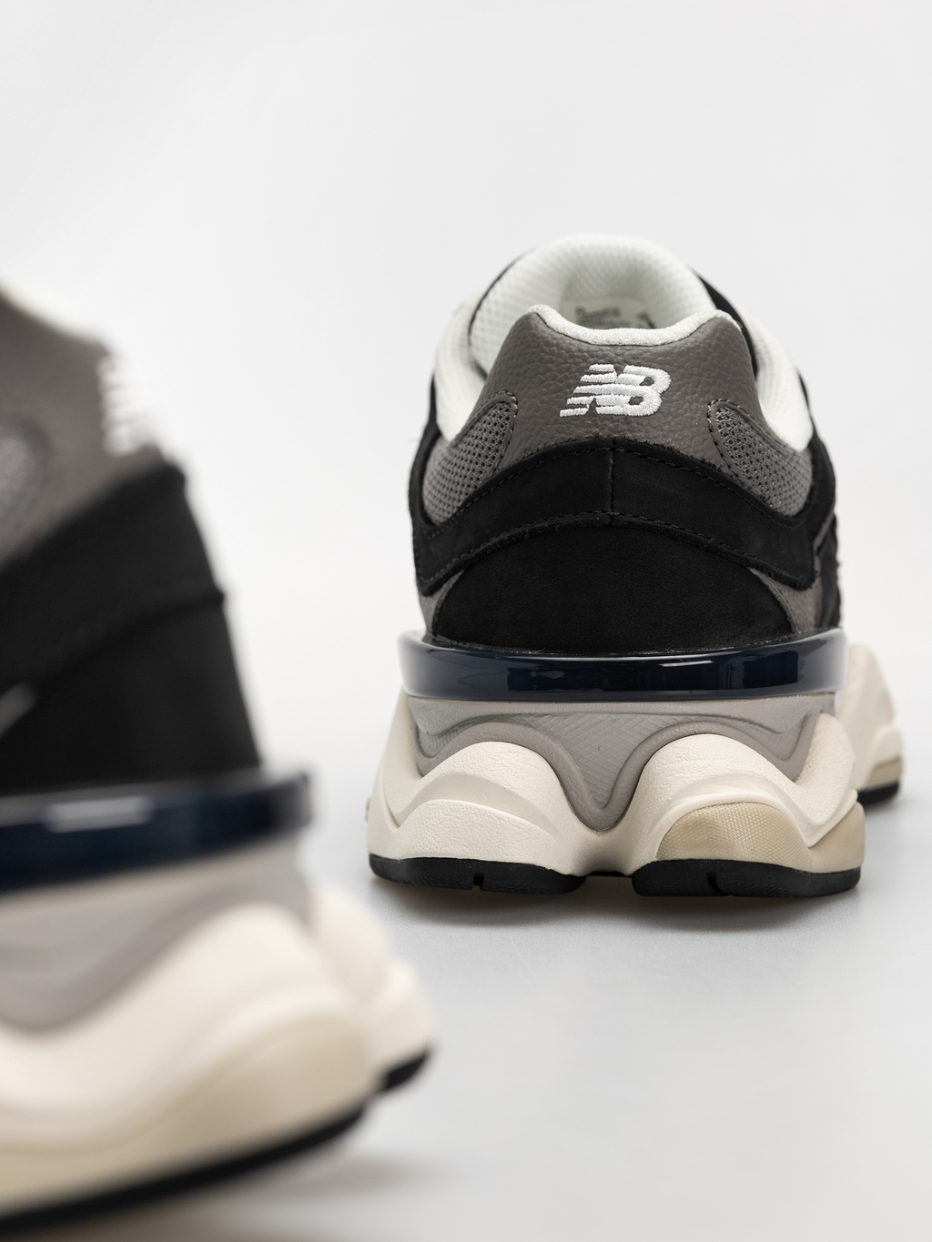 Сникърси New Balance U9060510 Black/Castlerock/White New Balance