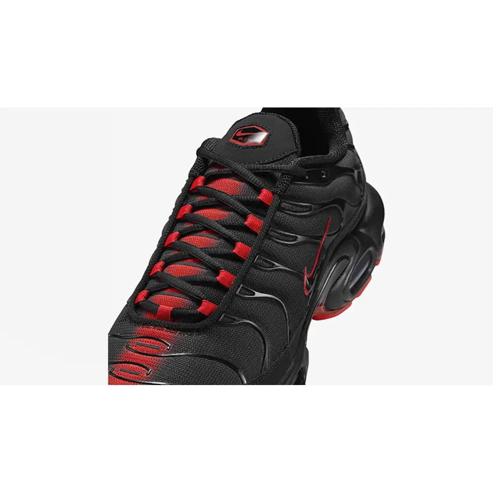 Nike Air Max Plus "Black and Red" Nike