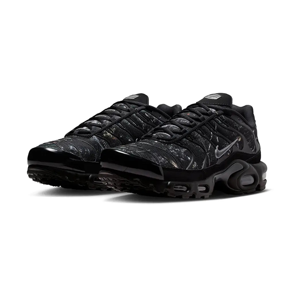 Nike Air Max Plus "Smoke Grey/Cool Grey" IQ0301 070 Nike