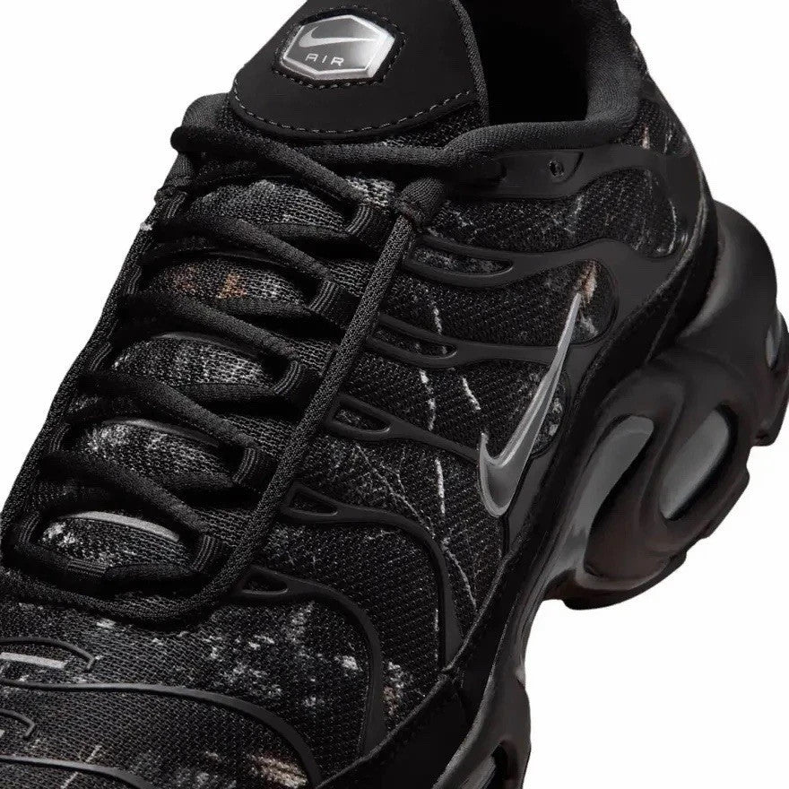 Nike Air Max Plus "Smoke Grey/Cool Grey" IQ0301 070 Nike